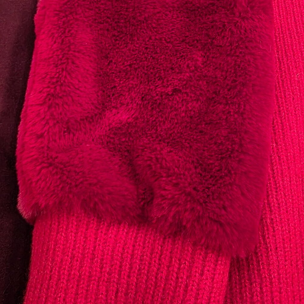 Pullover - Picture 3 of 4